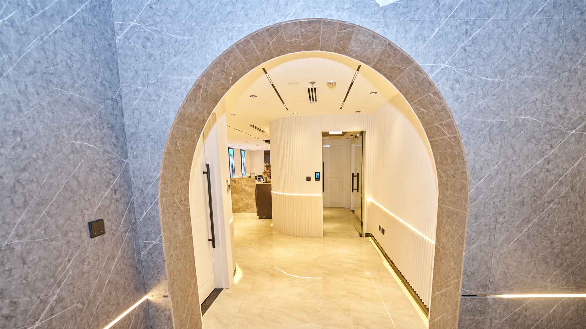 Office-fit-out-in-dubai5